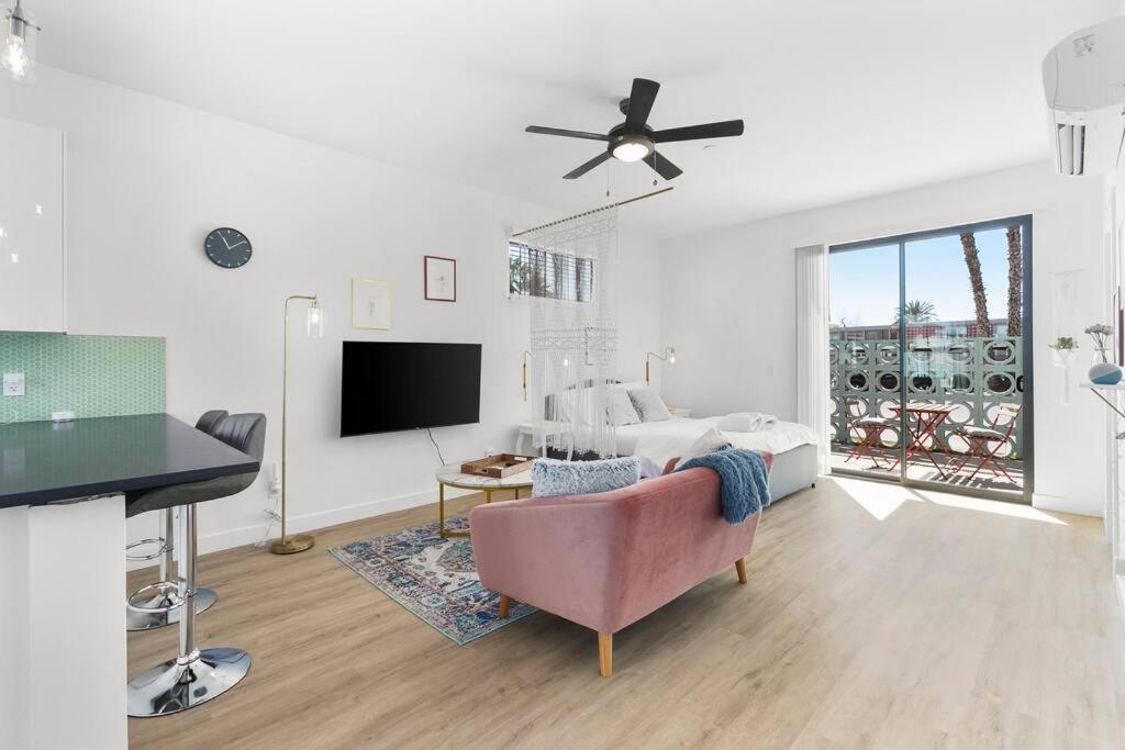 Large Studio Rooftop & Poolside - Walk To Old Town Scottsdale Luaran gambar