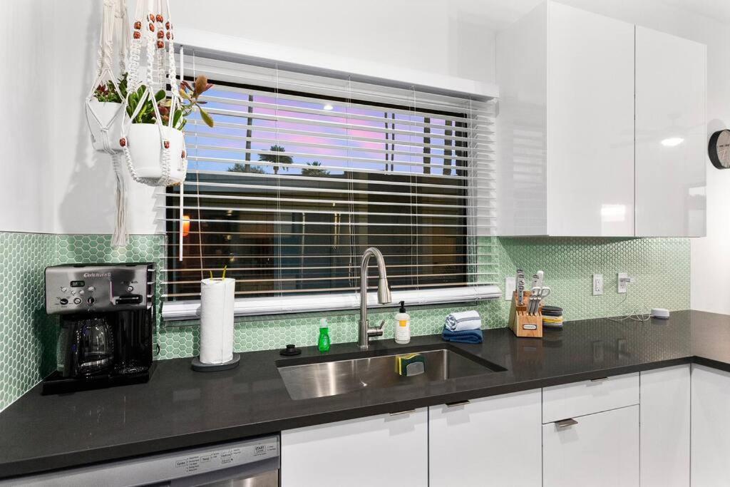 Large Studio Rooftop & Poolside - Walk To Old Town Scottsdale Luaran gambar